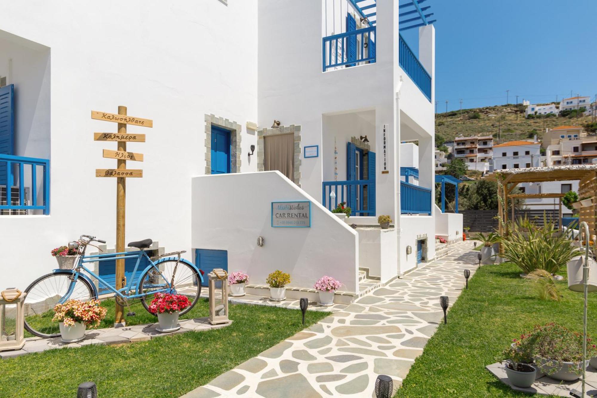 Dora 2 Studios Batsíon Exterior foto