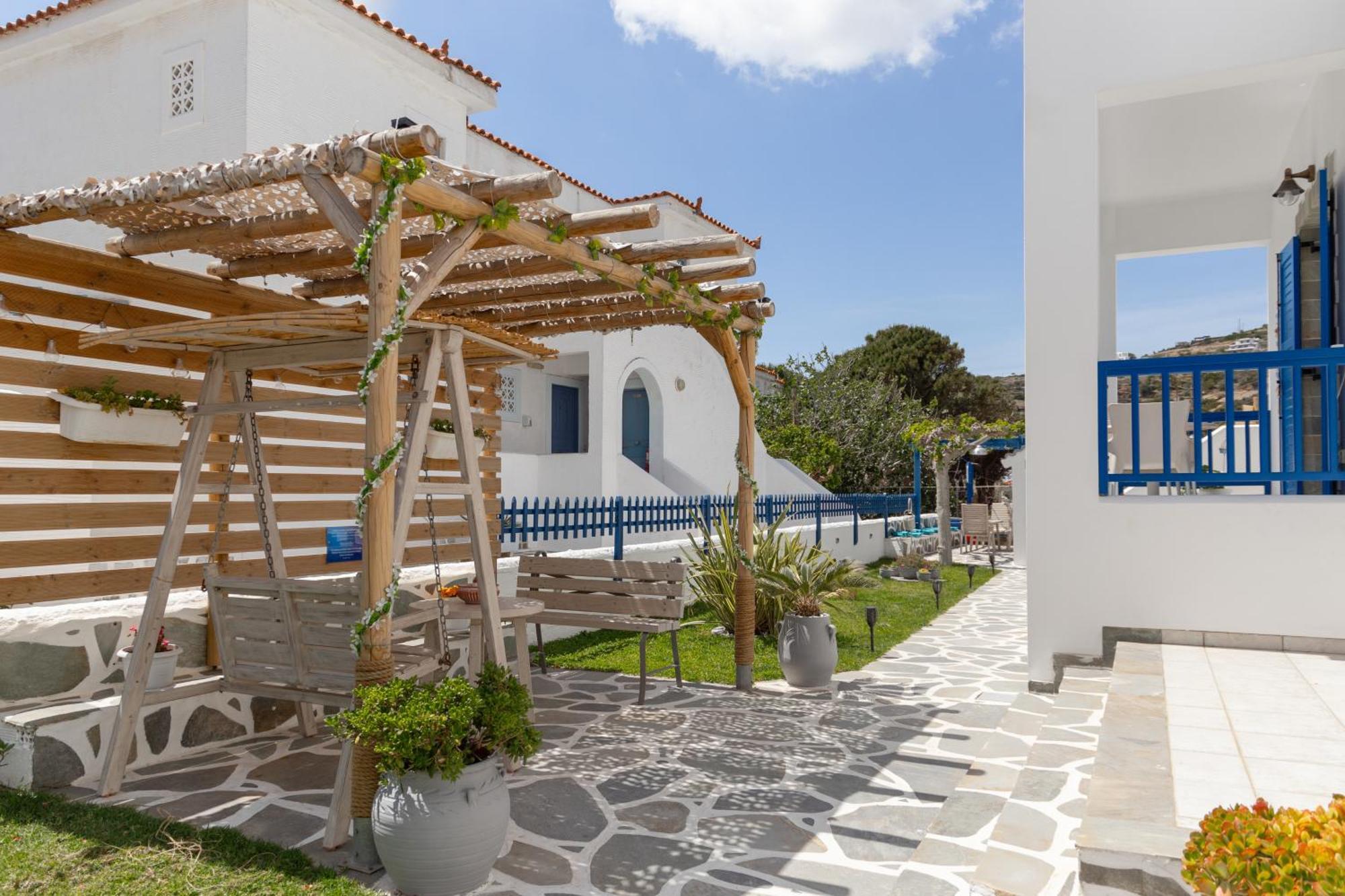 Dora 2 Studios Batsíon Exterior foto